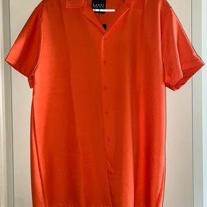 Men’s Shortsleeved Coral Button Down